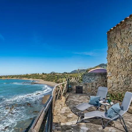 La Giara 2, Emma Villa Cefalù
